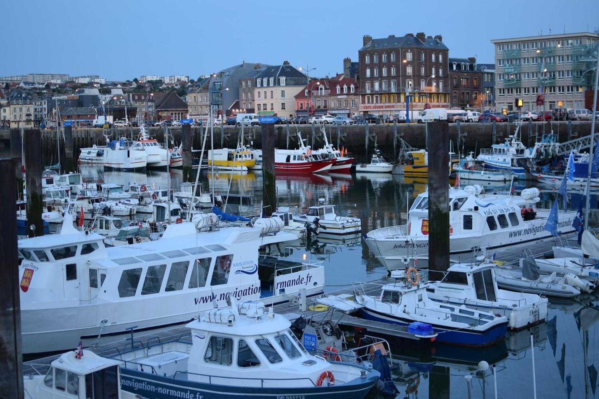Le Nid Dieppois - Sur Les Quais De Dieppe, Entre Port & Plage ภายนอก รูปภาพ